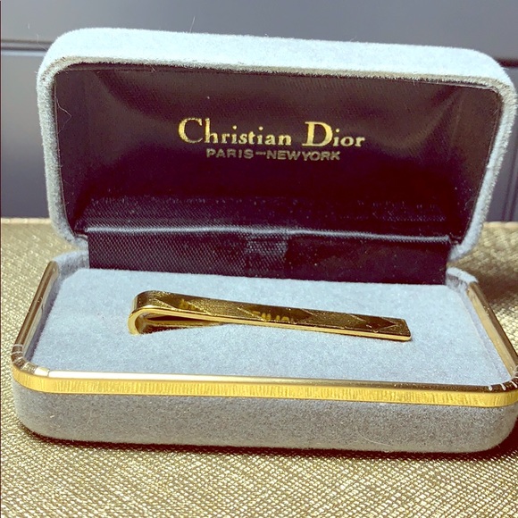 Vintage Christian Dior Gold-tone Clip - Picture 1 of 3